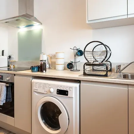 Διαμέρισμα Stylish, One-bedroom Flat In Town Centre