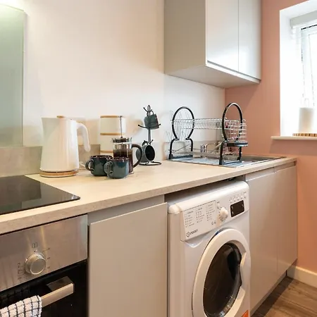 Stylish, One-bedroom Flat In Town Centre شقة هاروغايت