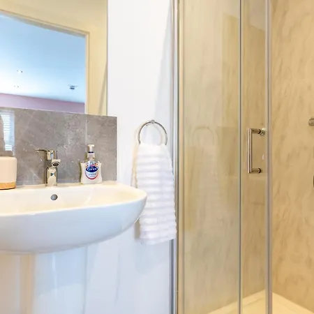 Stylish, One-bedroom Flat In Town Centre Harrogate