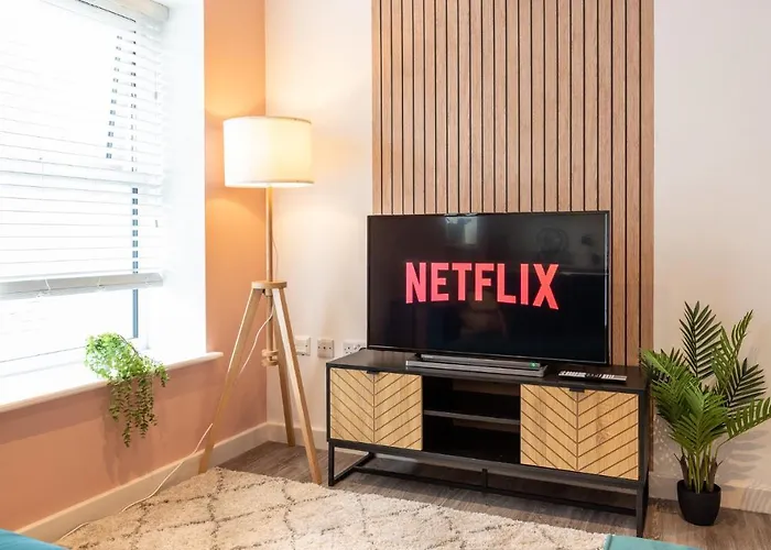 شقة Stylish, One-bedroom Flat In Town Centre *