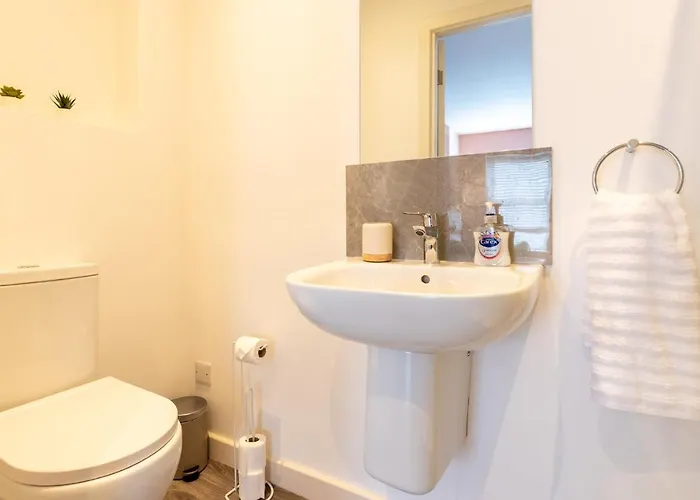 شقة Stylish, One-bedroom Flat In Town Centre